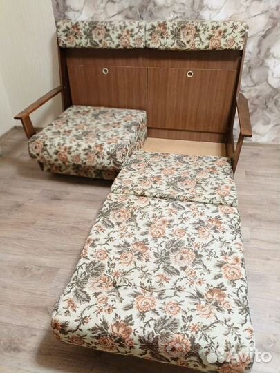 Диван прямой раскладной