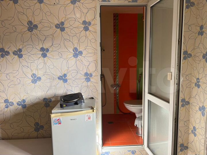 Комната 18 м² в 3-к., 2/4 эт.