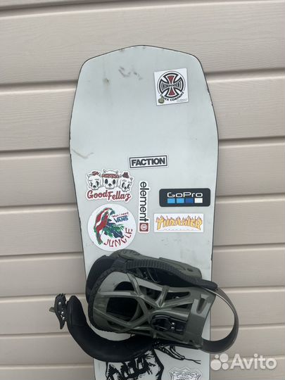 Сноуборд bataleon