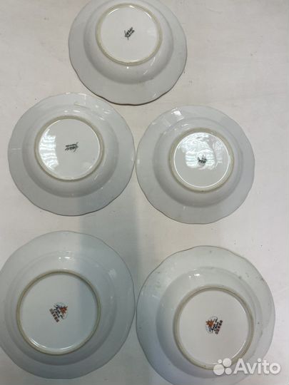 Тарелка «цветы ».Япония