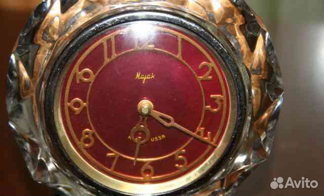 Настольные часы