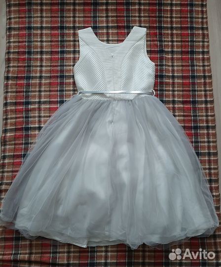 Нарядное платье для девочки