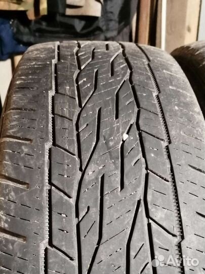 Continental ContiCrossContact LX2 215/60 R17