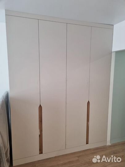 Шкаф распашной на заказ