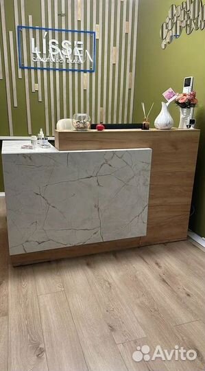 Под заказ Стойка ресепшн для приемной зоны Венера