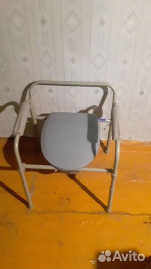 Продам кресло-туалет