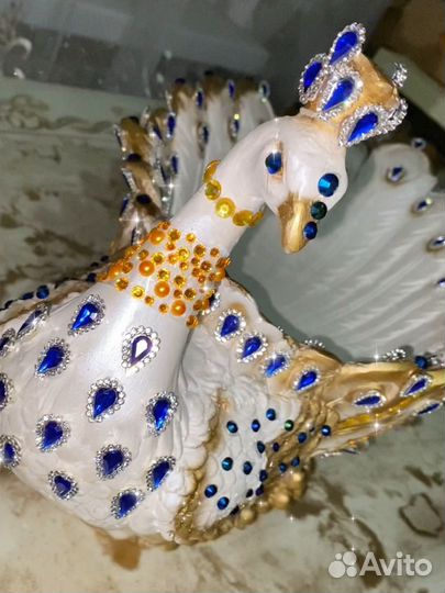 Павлин ваза для фруктов