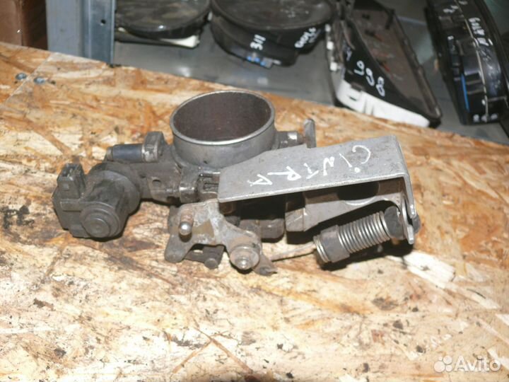 Дроссель Opel Sintra 1998 2,2 л