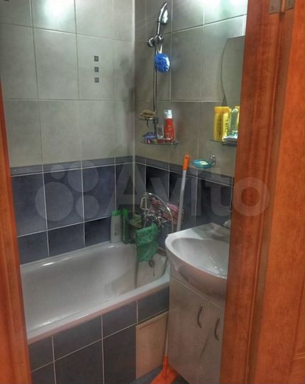 Комната 18 м² в 3-к., 1/9 эт.