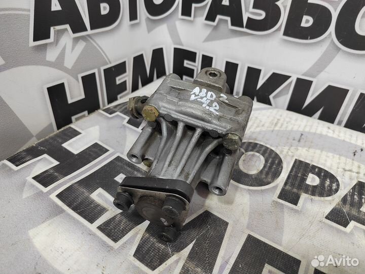 Насос гур Audi A8 D2