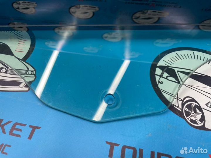 Стекло двери заднее правое Bmw 7-Series E66