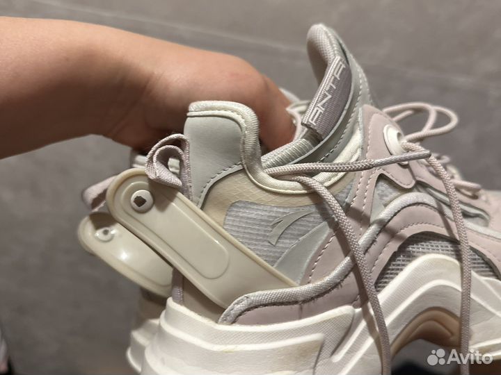 Кроссовки анта