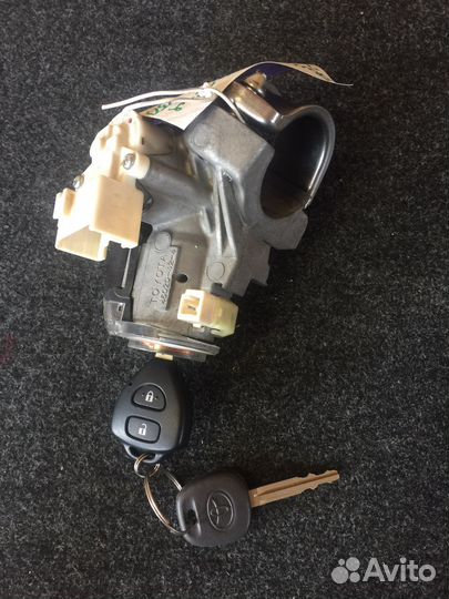 Toyota Corolla E150 Замок зажигания+2 ключа