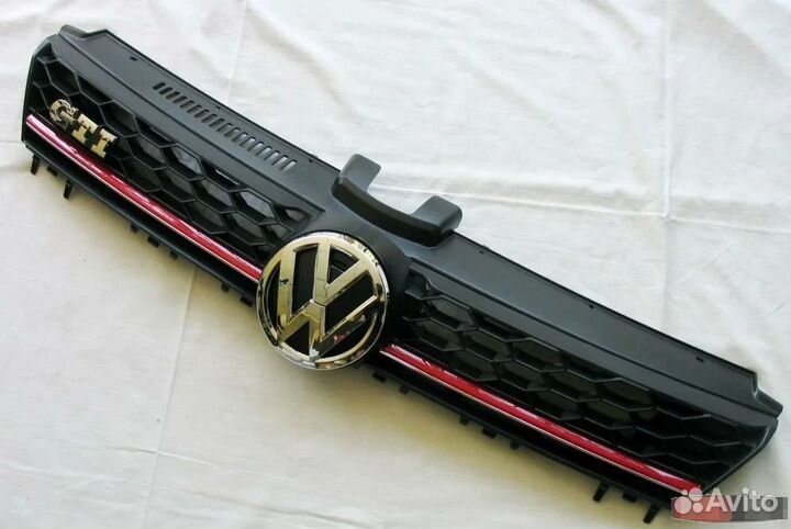 Решетка на Volkswagen Golf 7 рест в стиле GLI