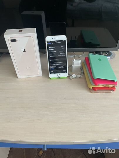 iPhone 8 Plus, 64 ГБ