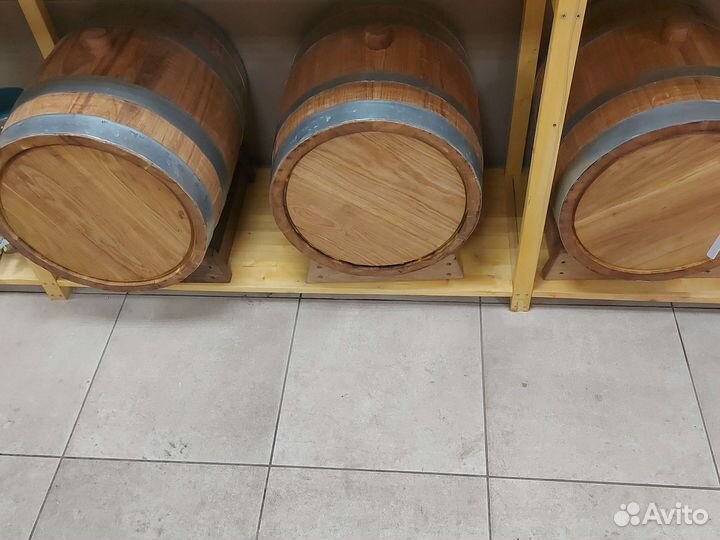 Бочка деревянная под алкоголь