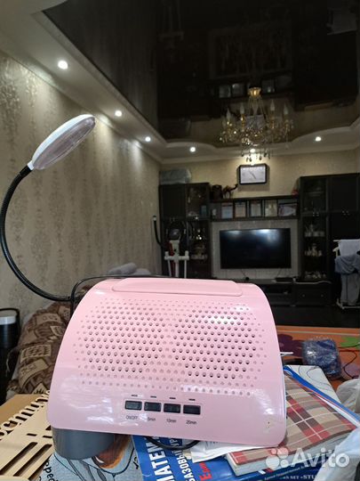 Вытяжка для маникюра и педикюра