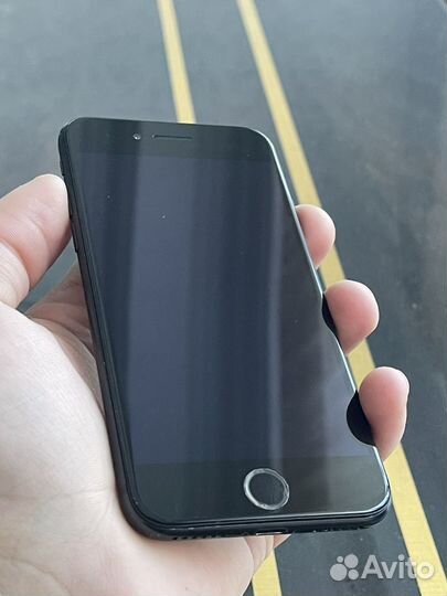 iPhone 7, 128 ГБ