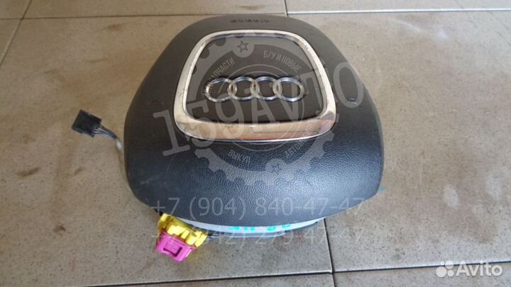 Подушка безопасности в руль Audi A8 (D3)