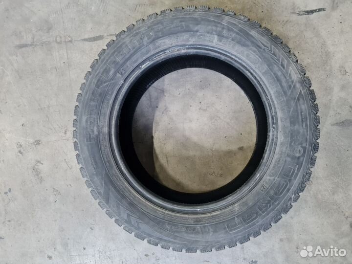 Nokian Tyres Hakkapeliitta 4 215/60 R16