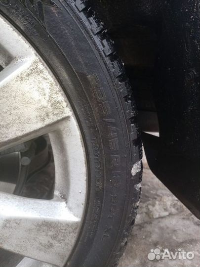 Nokian Tyres Hakkapeliitta 1 235/45 R18