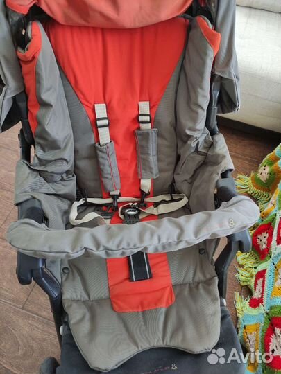 Прогулочная коляска