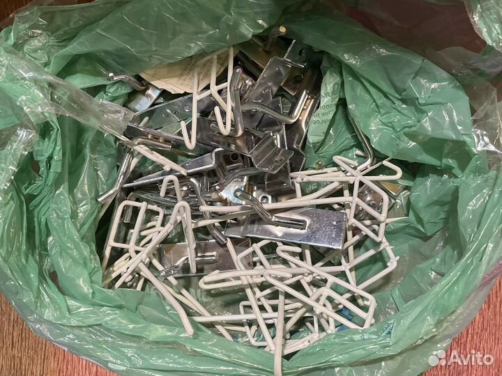 Крючок стеллажный металлический весь пакет