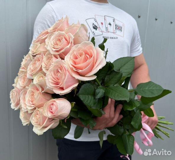 Букет роз с доставкой 25 шт