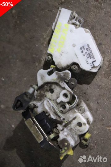 Замок двери правый на Ниссан Микра К11