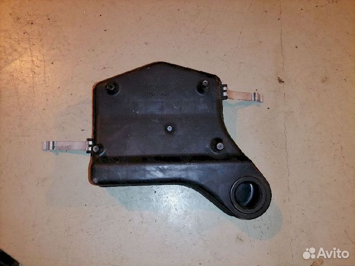 Резонатор воздушного фильтра MR514993 Mitsubishi A