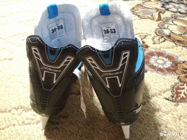 Коньки детские хоккейные размеры 33, 37