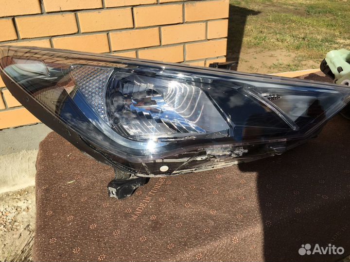 Фара правая Solaris 2 2017
