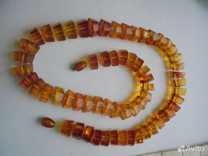 Янтарь природный коньячный с инклюзом Бусы 65 см