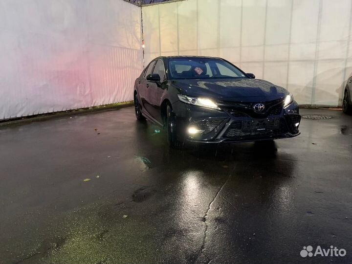 Toyota Camry 2.0 CVT, 2023
