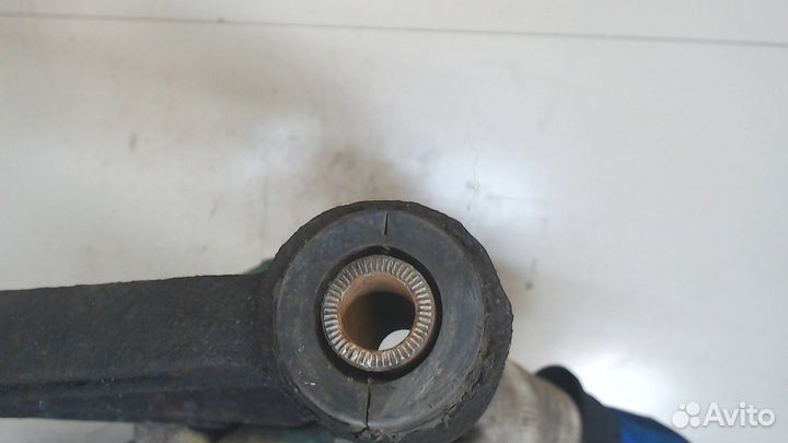 Рычаг подвески Toyota Previa (Estima), 1995