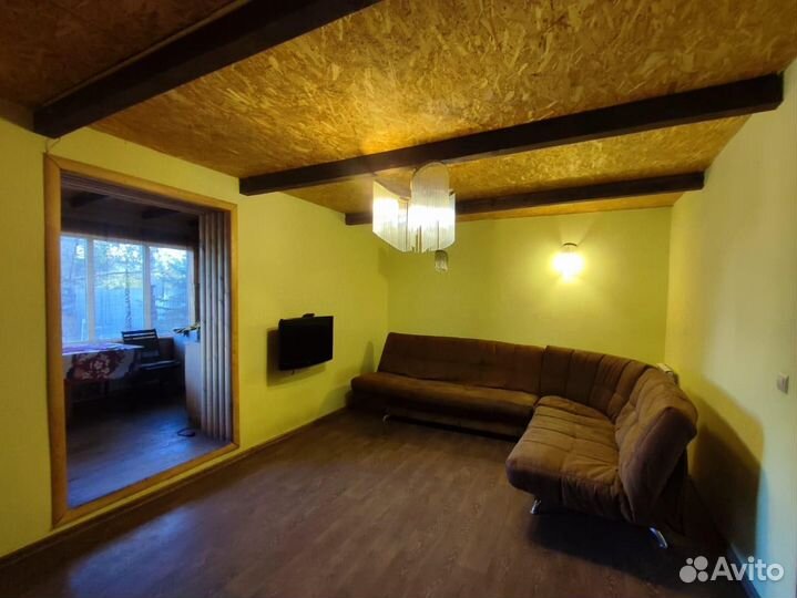 Большой угловой диван