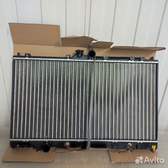 Радиатор охлаждения mitsubishi lancer 9