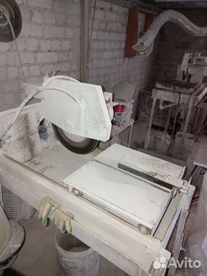 Станок для распилки мрамора, гранита