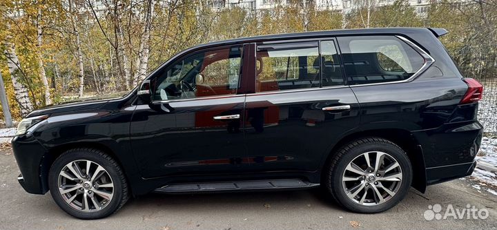 Lexus LX 4.5 AT, 2018, 227 000 км