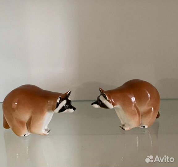 Фарфоровая статуэтка Енот лфз