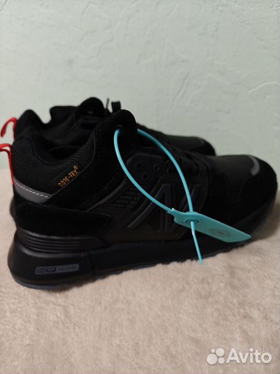 Мужские зимние кроссовки new balance