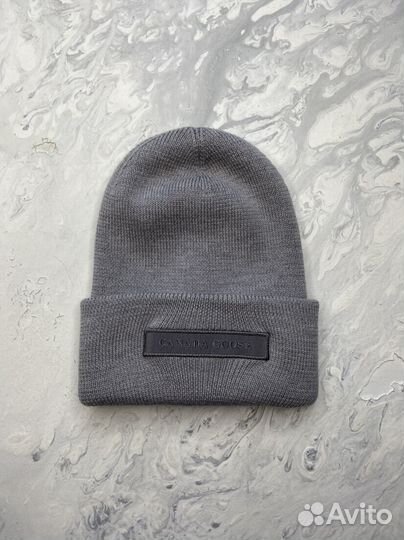 Шапка бини Canada Goose