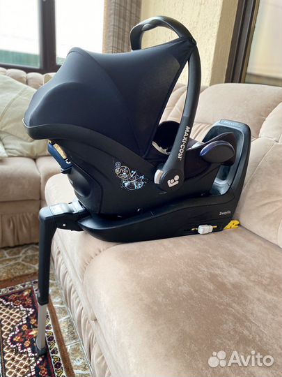 АВТОКРЕСЛО maxi-cosi И база familyfix