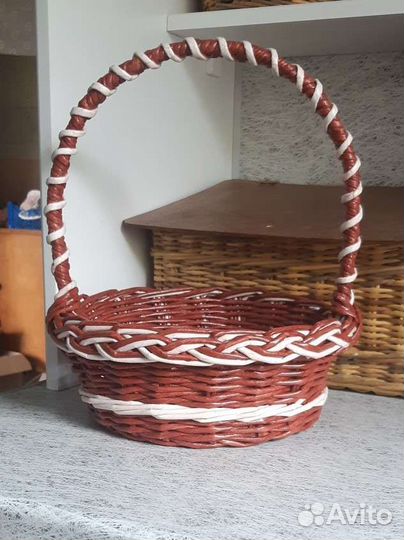 Корзина плетёная для подарков