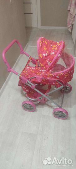 Кукольная коляска для куклы