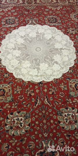 Скатерть круглая.Винтаж. Германия