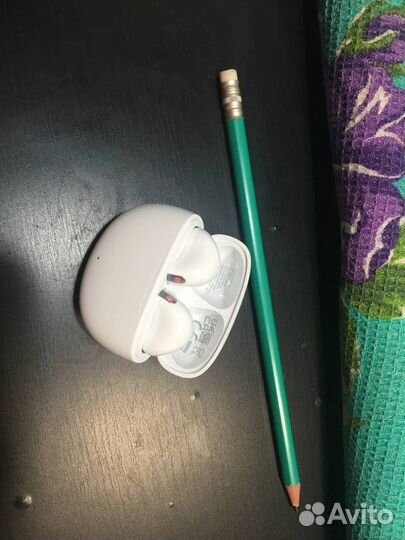 QCY T20 (AilyPods), белый. Почти новые