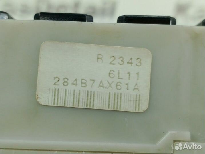 Блок предохранителей Nissan Note E11 CR14 2007