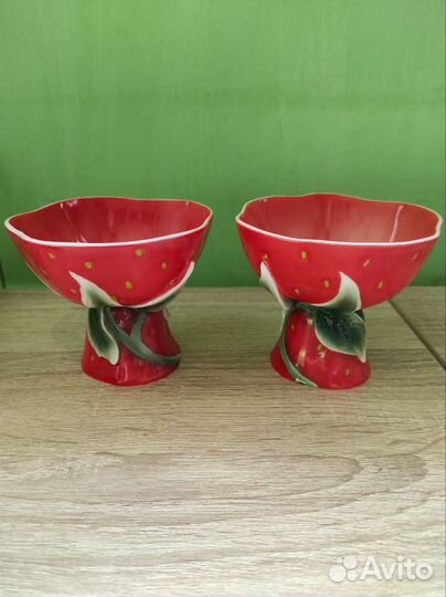 Креманки Клубника. Новые. Фарфор