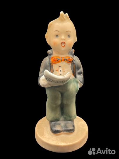 Статуэтка фарфор Солист Hummel Goebel Германия